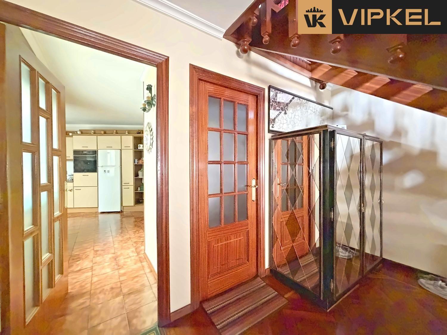 Penthouse for Sale in Lugo