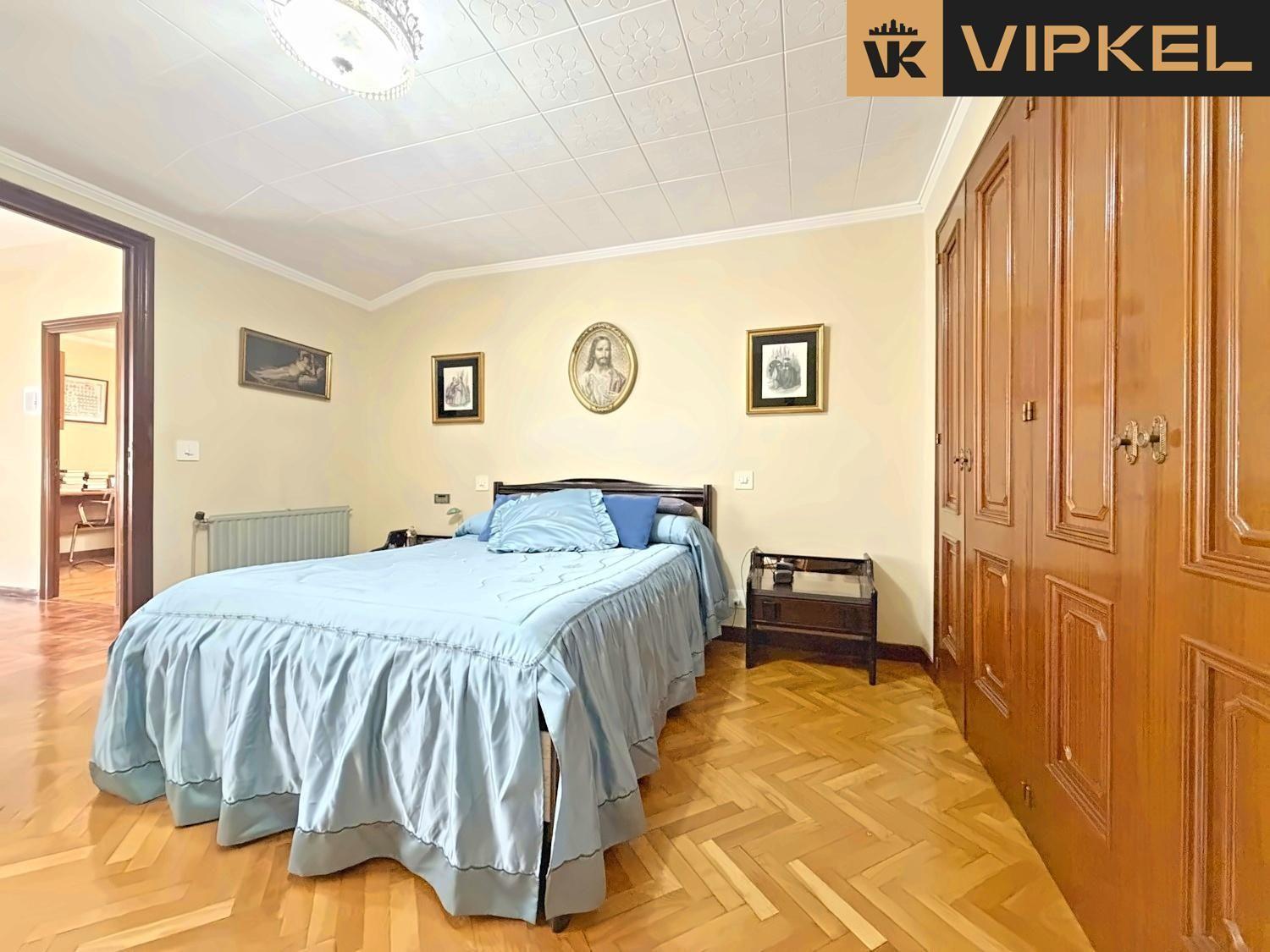 Penthouse for Sale in Lugo