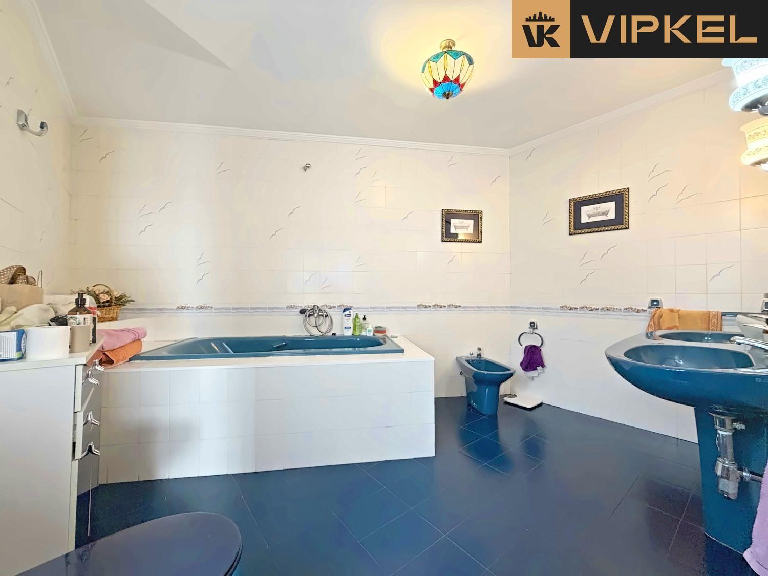 Penthouse for Sale in Lugo
