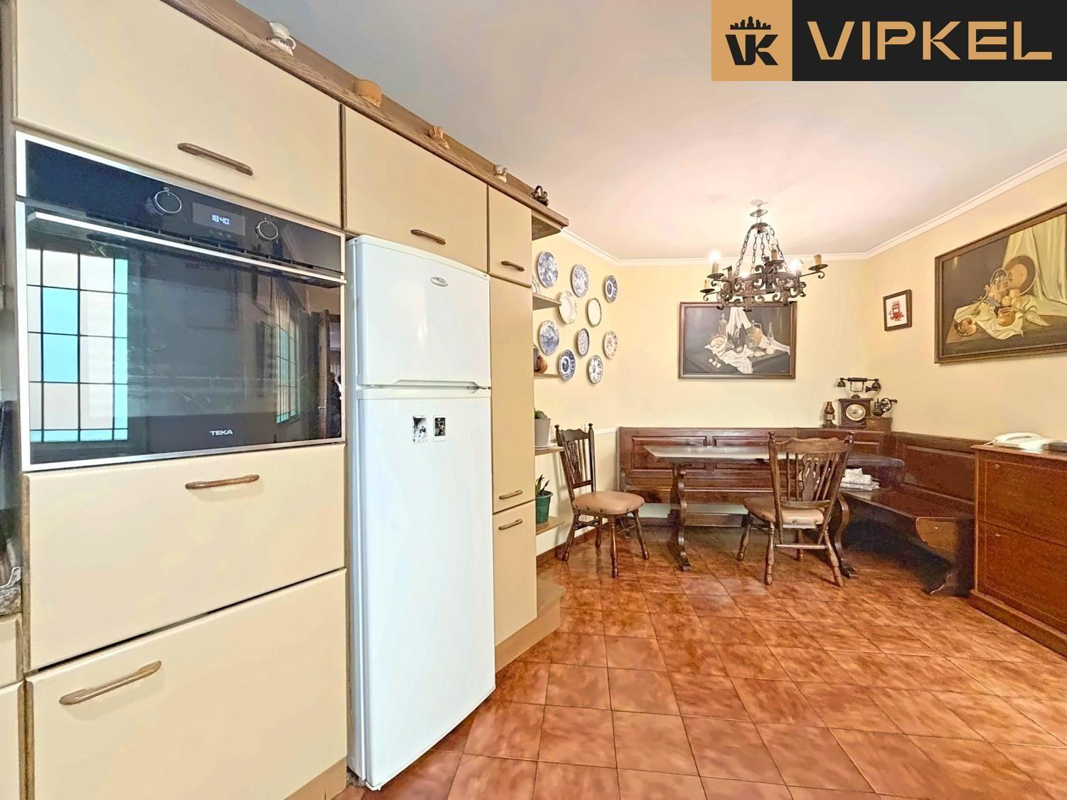 Penthouse for Sale in Lugo