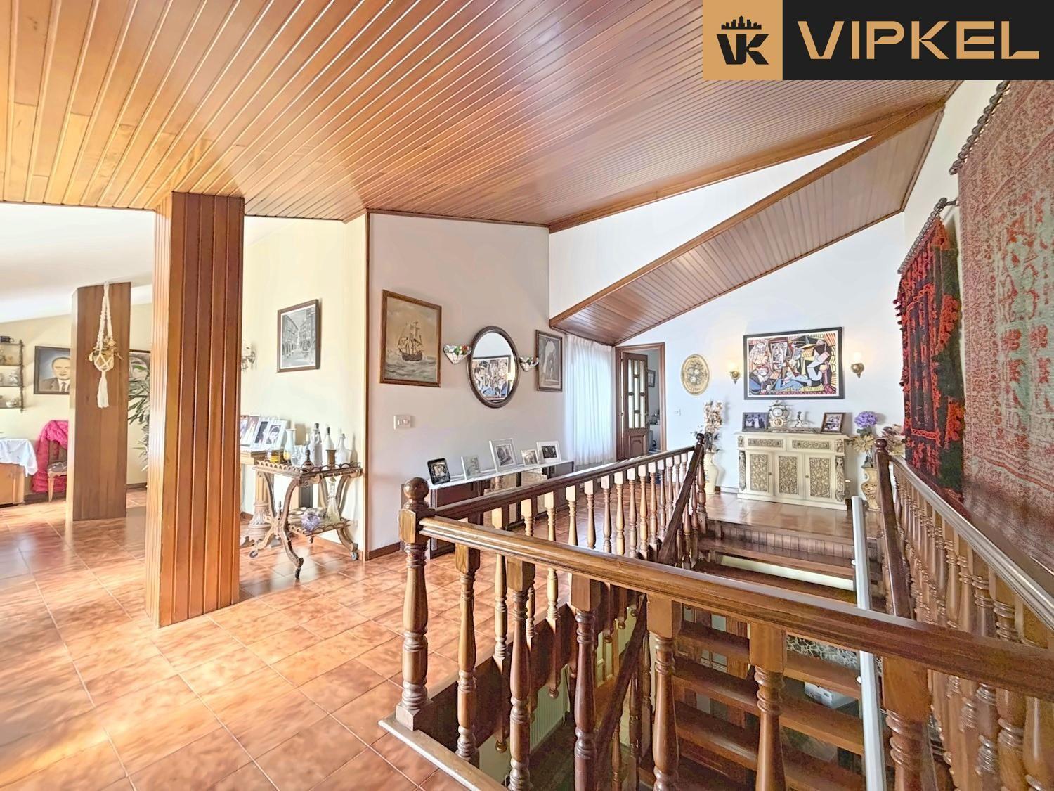 Penthouse for Sale in Lugo