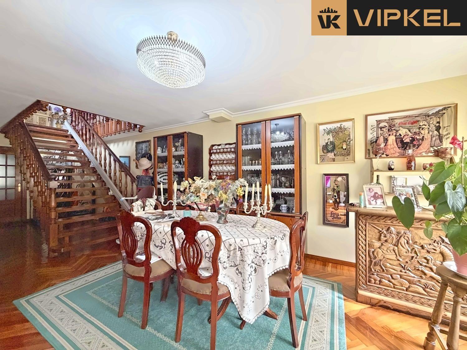 Penthouse for Sale in Lugo