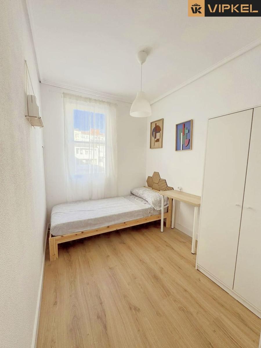 Flat for Sale in Ferrol
