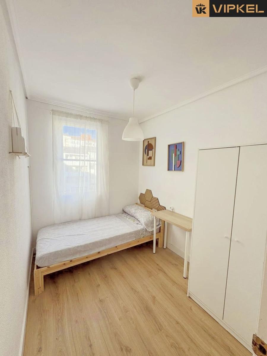 Flat for Sale in Ferrol