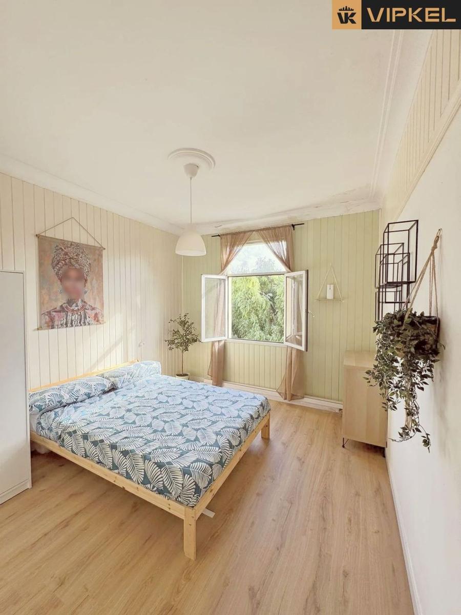 Flat for Sale in Ferrol