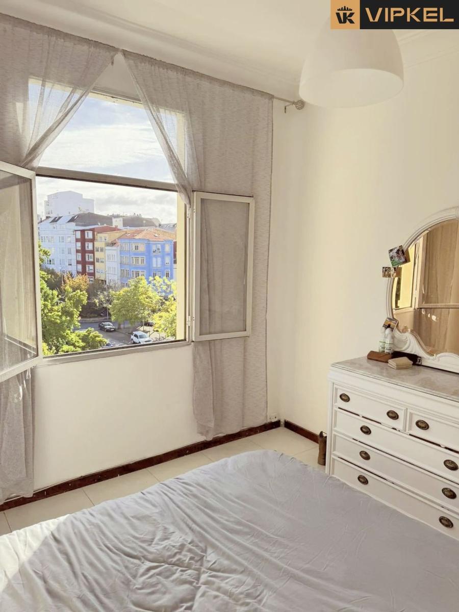 Flat for Sale in Ferrol