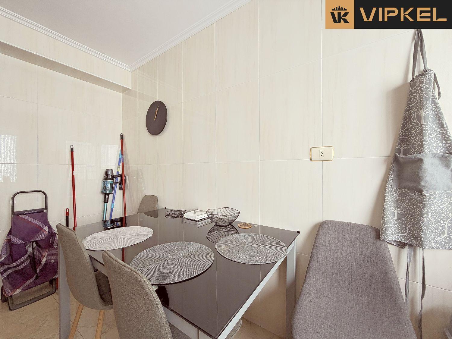 Flat for Sale in Narón
