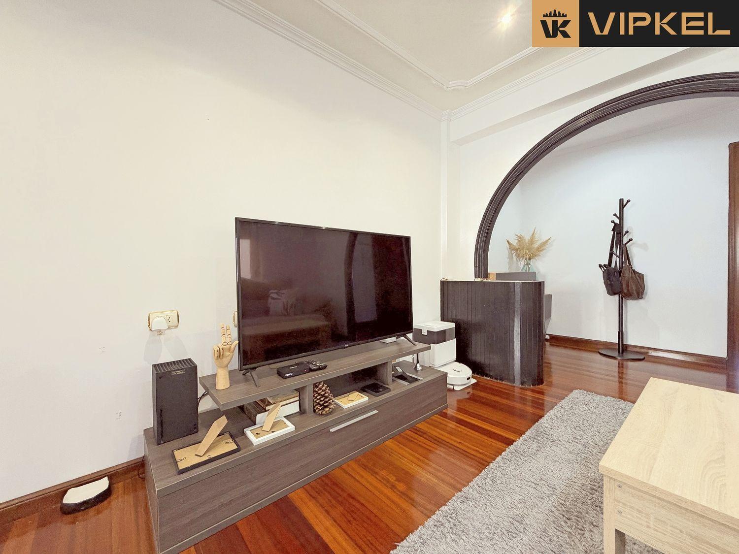 Flat for Sale in Narón