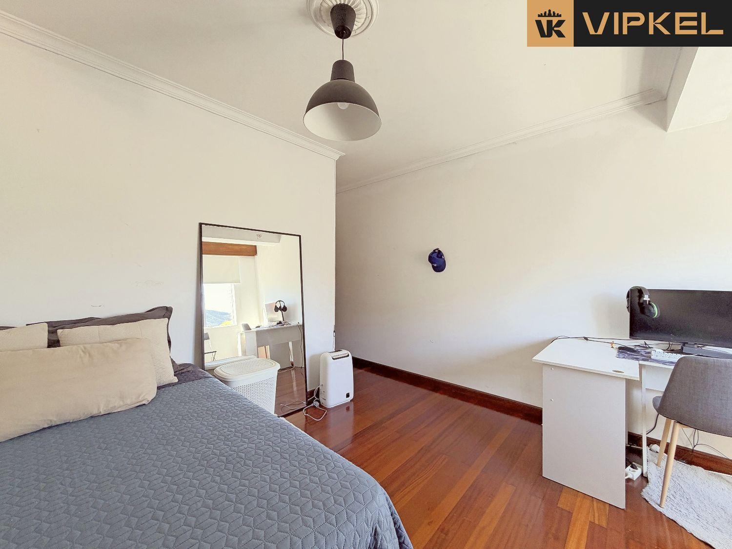 Flat for Sale in Narón