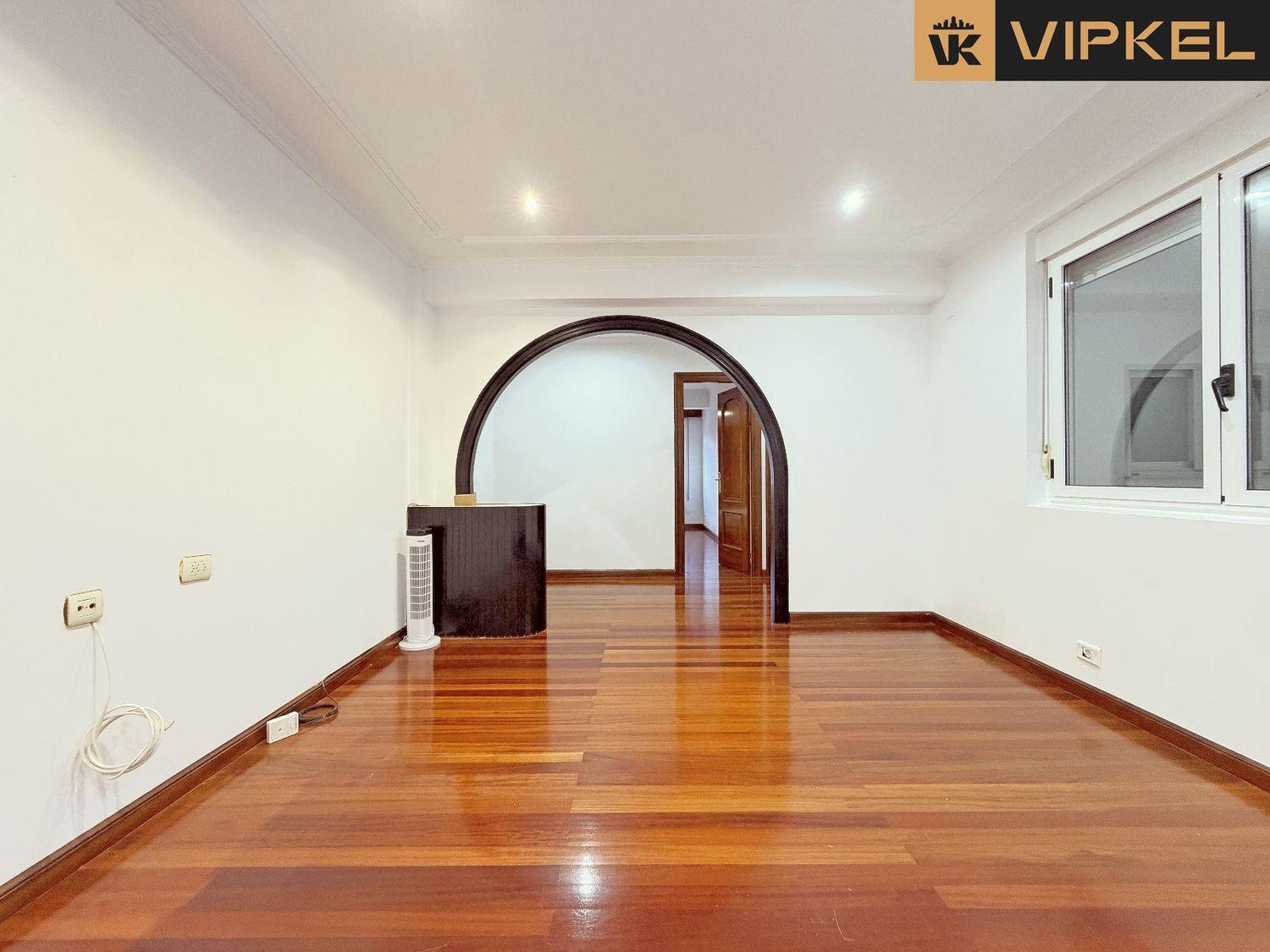 Piso en Venta en Narón