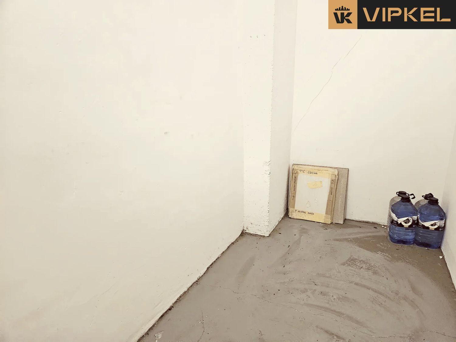Flat for Sale in La Coruña