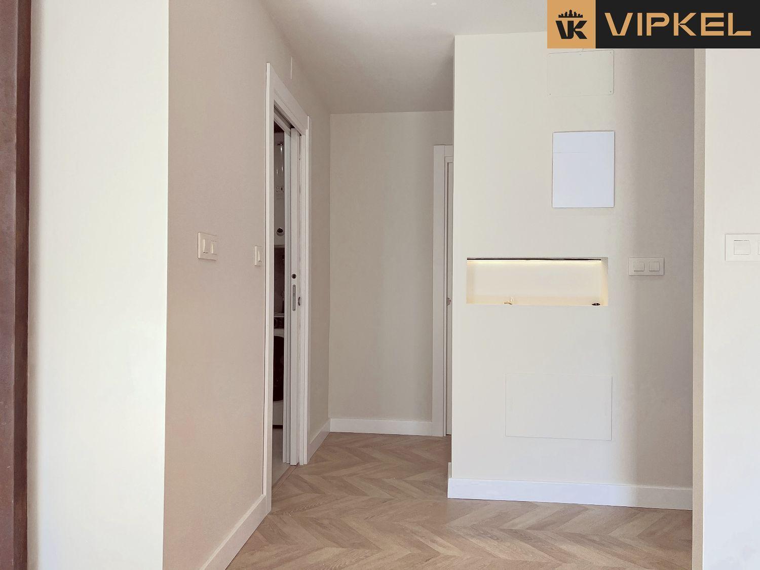Studio for Sale in Carral