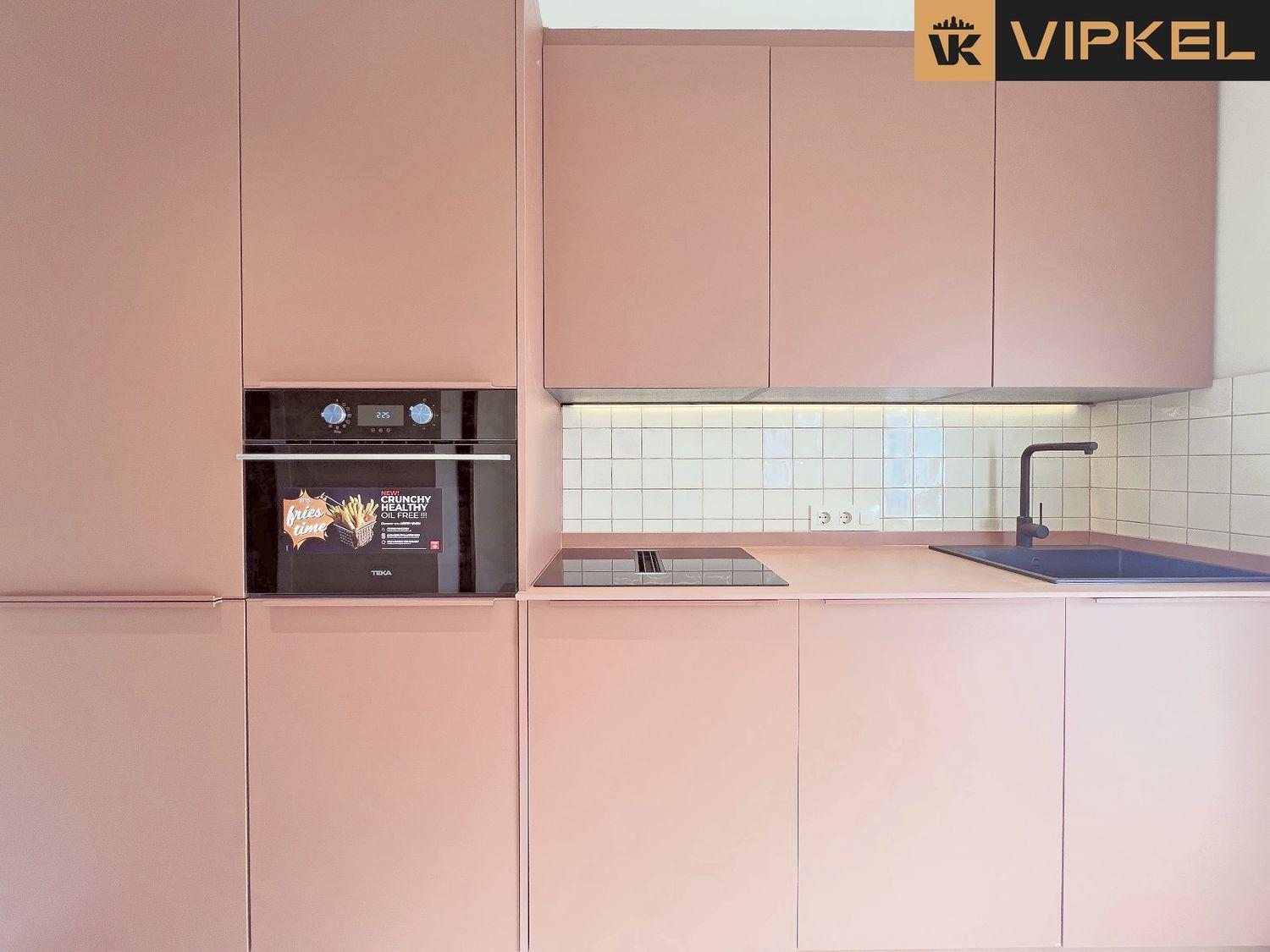Studio for Sale in Carral