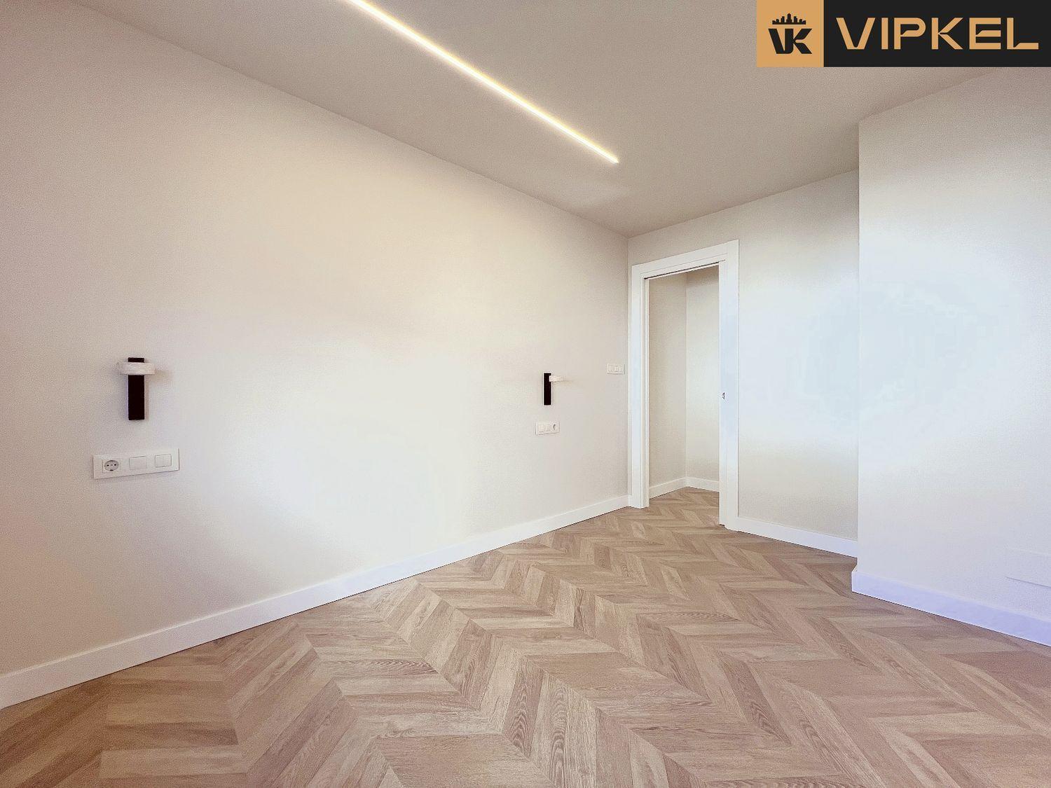 Studio for Sale in Carral