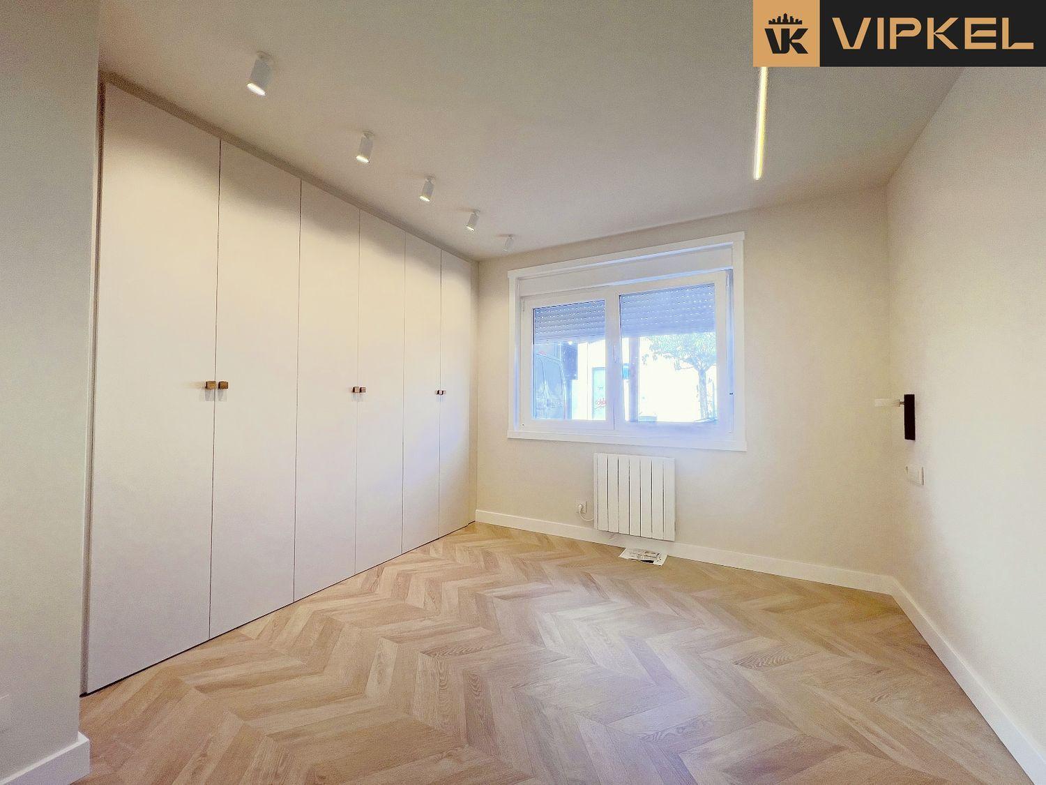 Studio for Sale in Carral