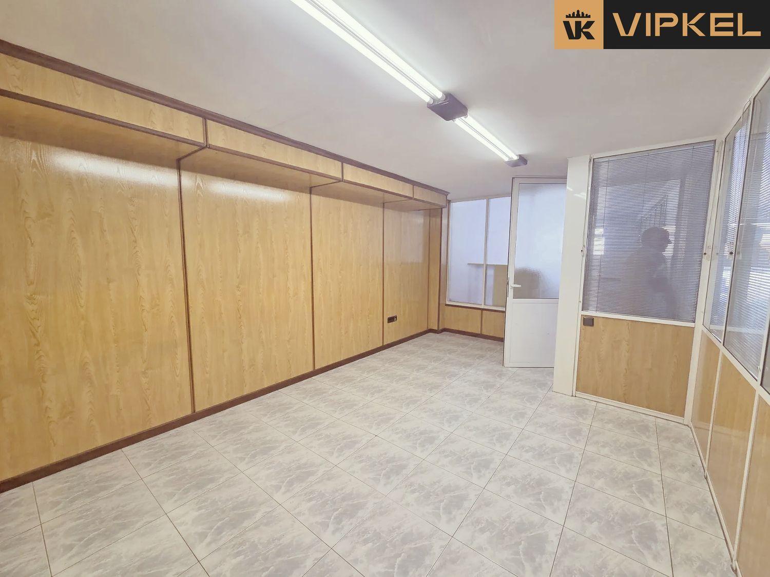 Premise for Rent in Arteixo
