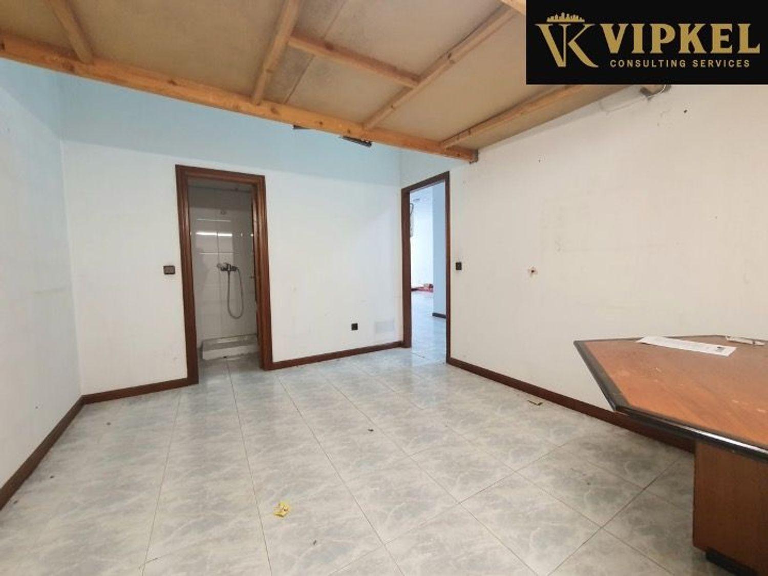 Premise for Rent in Arteixo