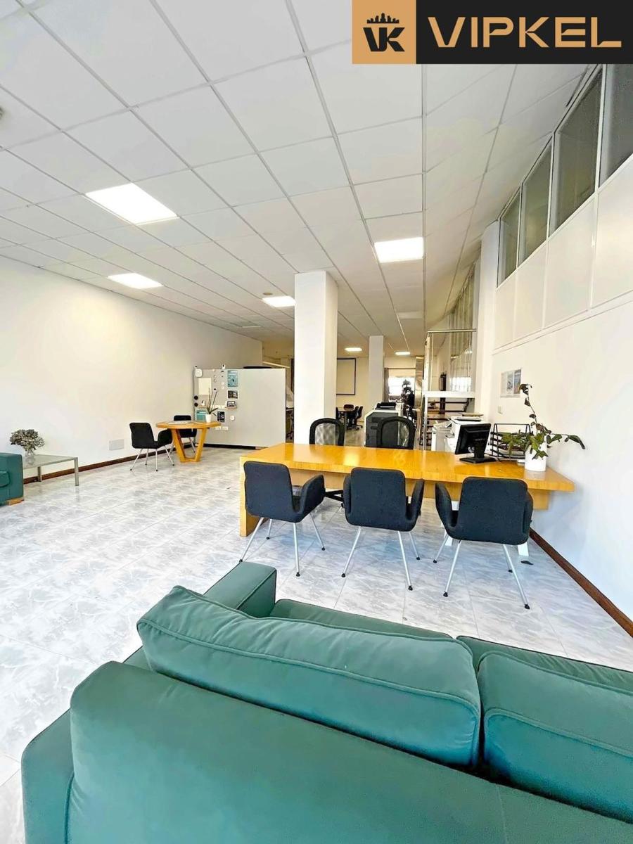 Premise for Rent in Arteixo