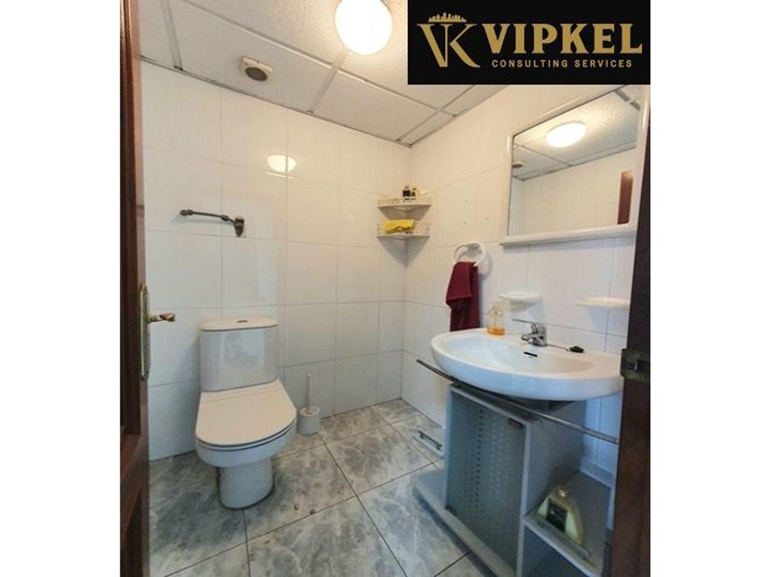 Premise for Rent in Arteixo