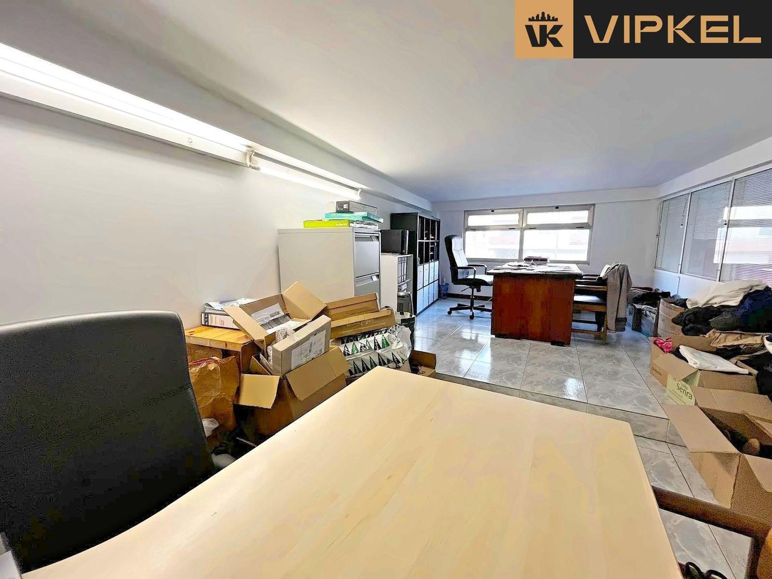 Premise for Rent in Arteixo