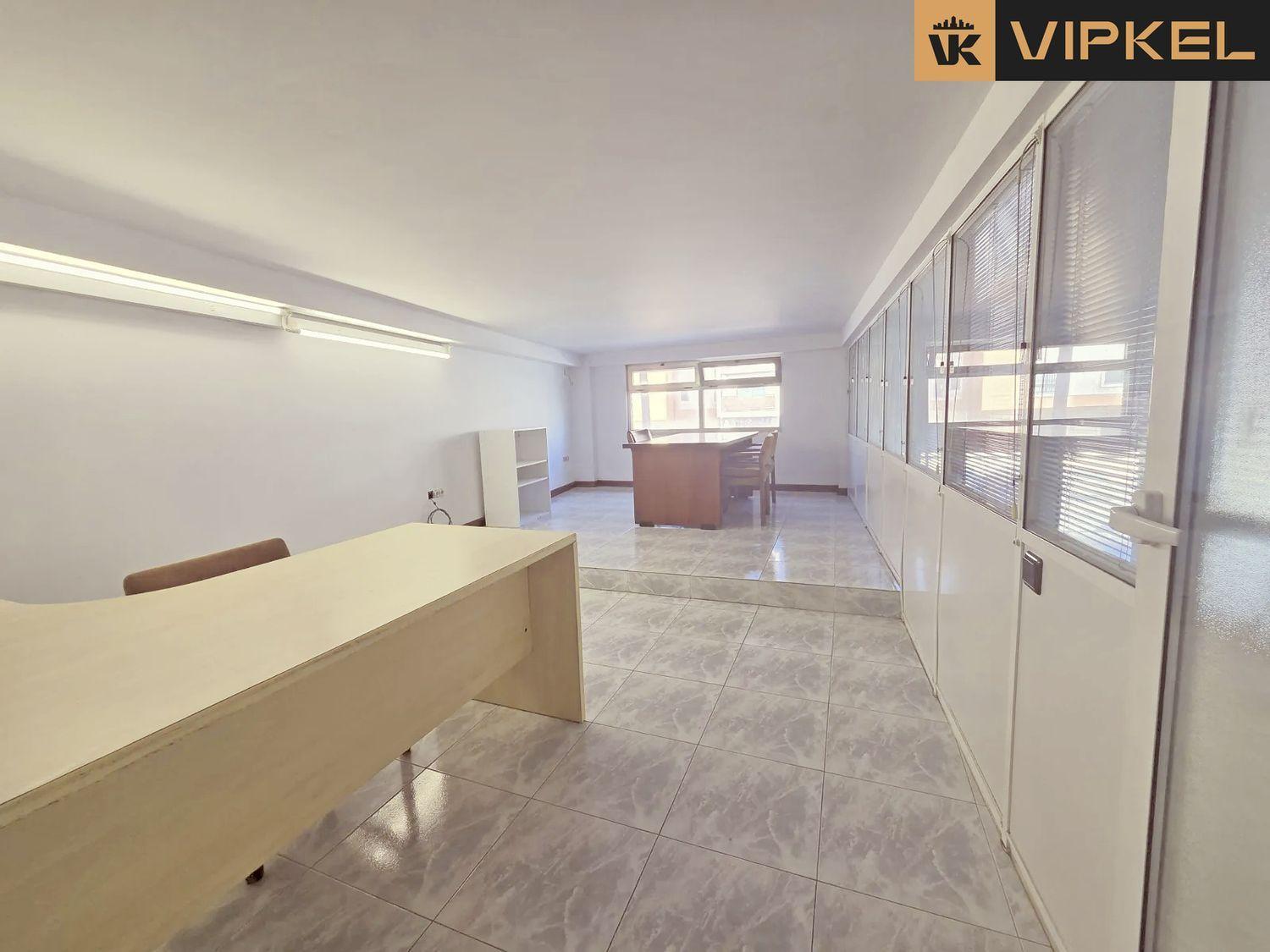 Premise for Rent in Arteixo