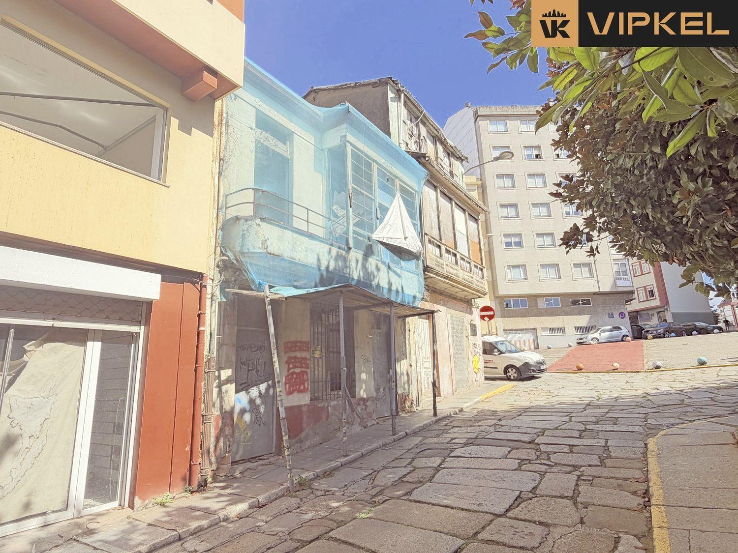Building for Sale in Ferrol