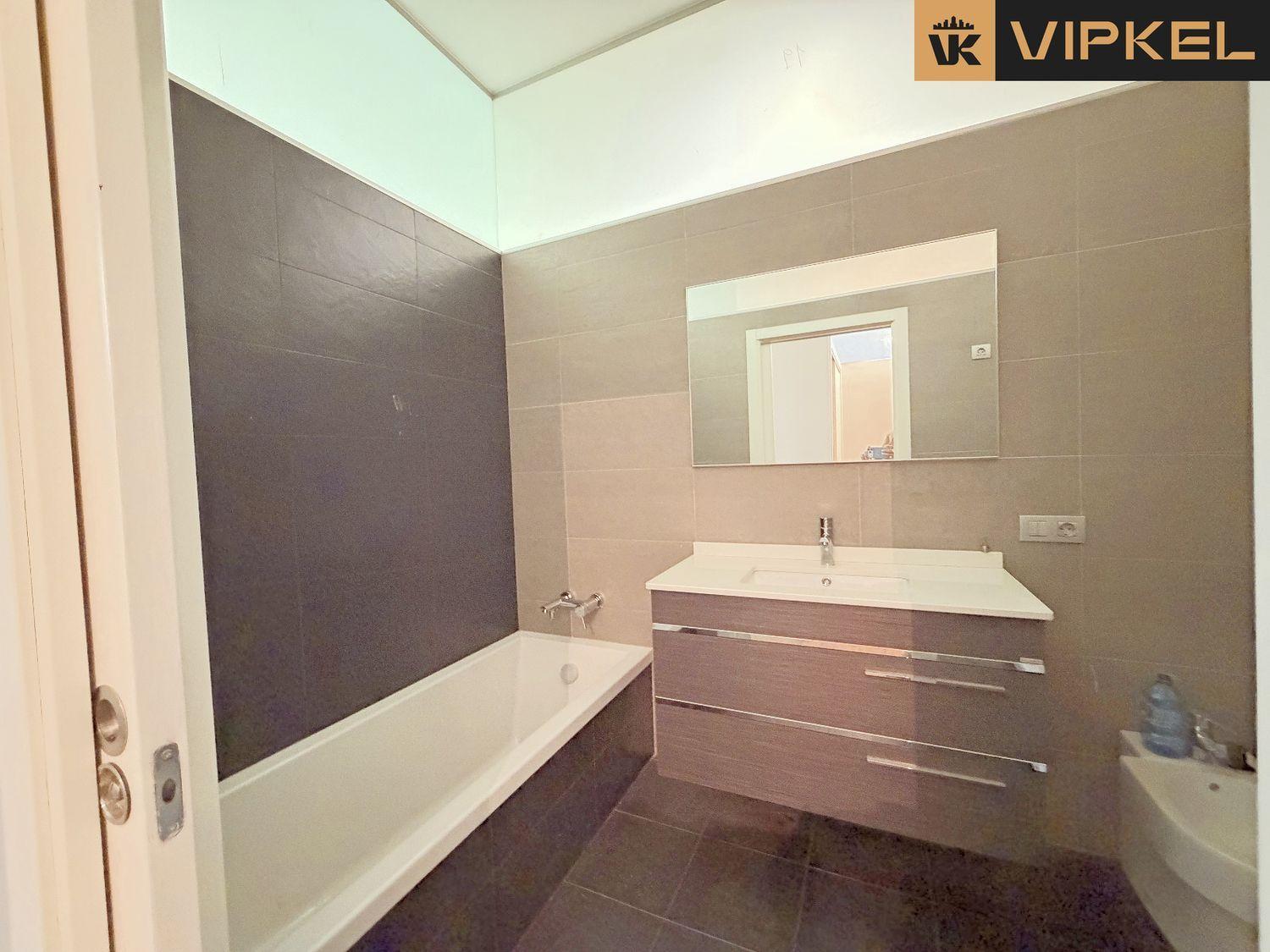 Flat for Sale in Sada