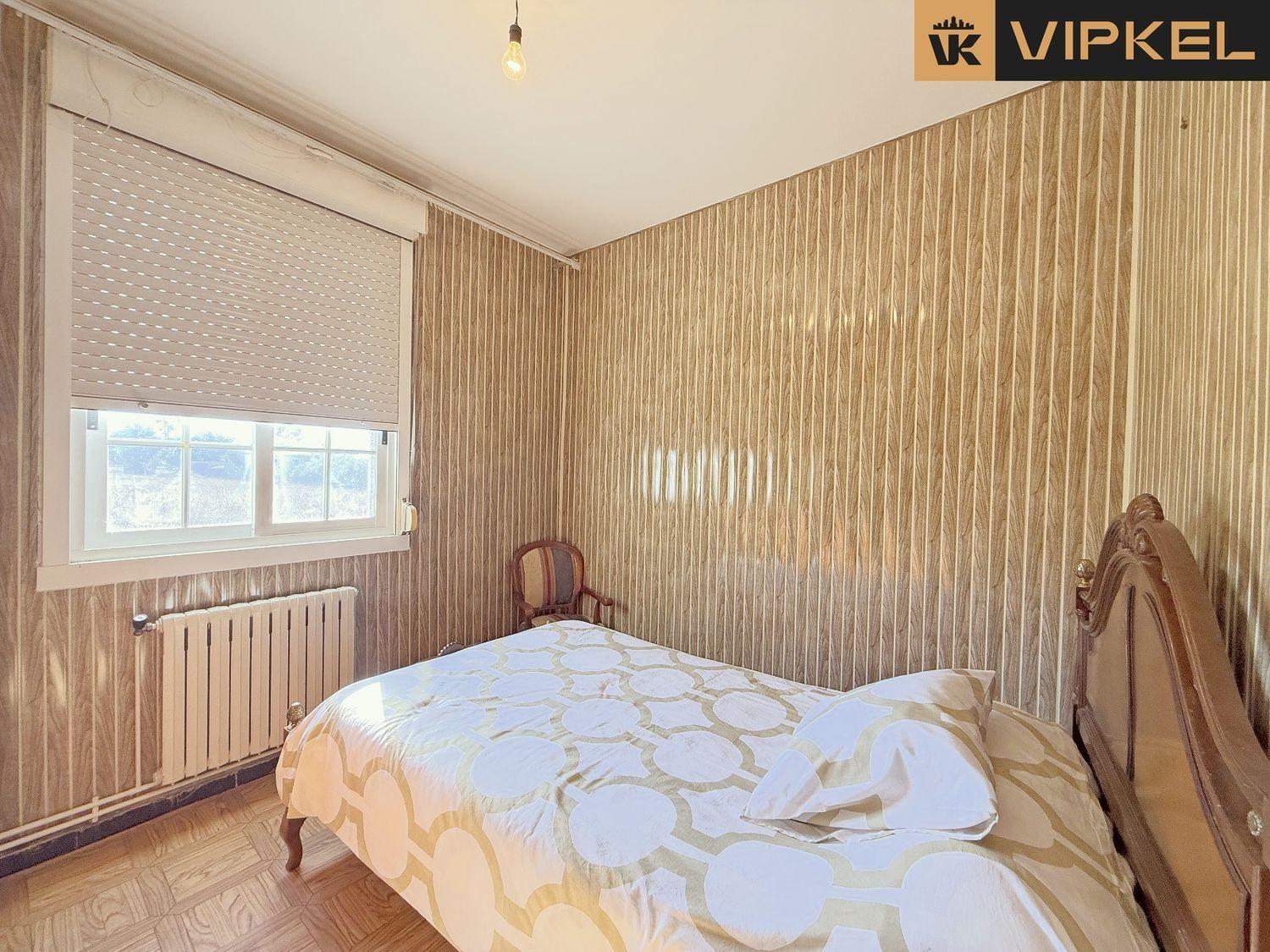 House for Sale in Ordes