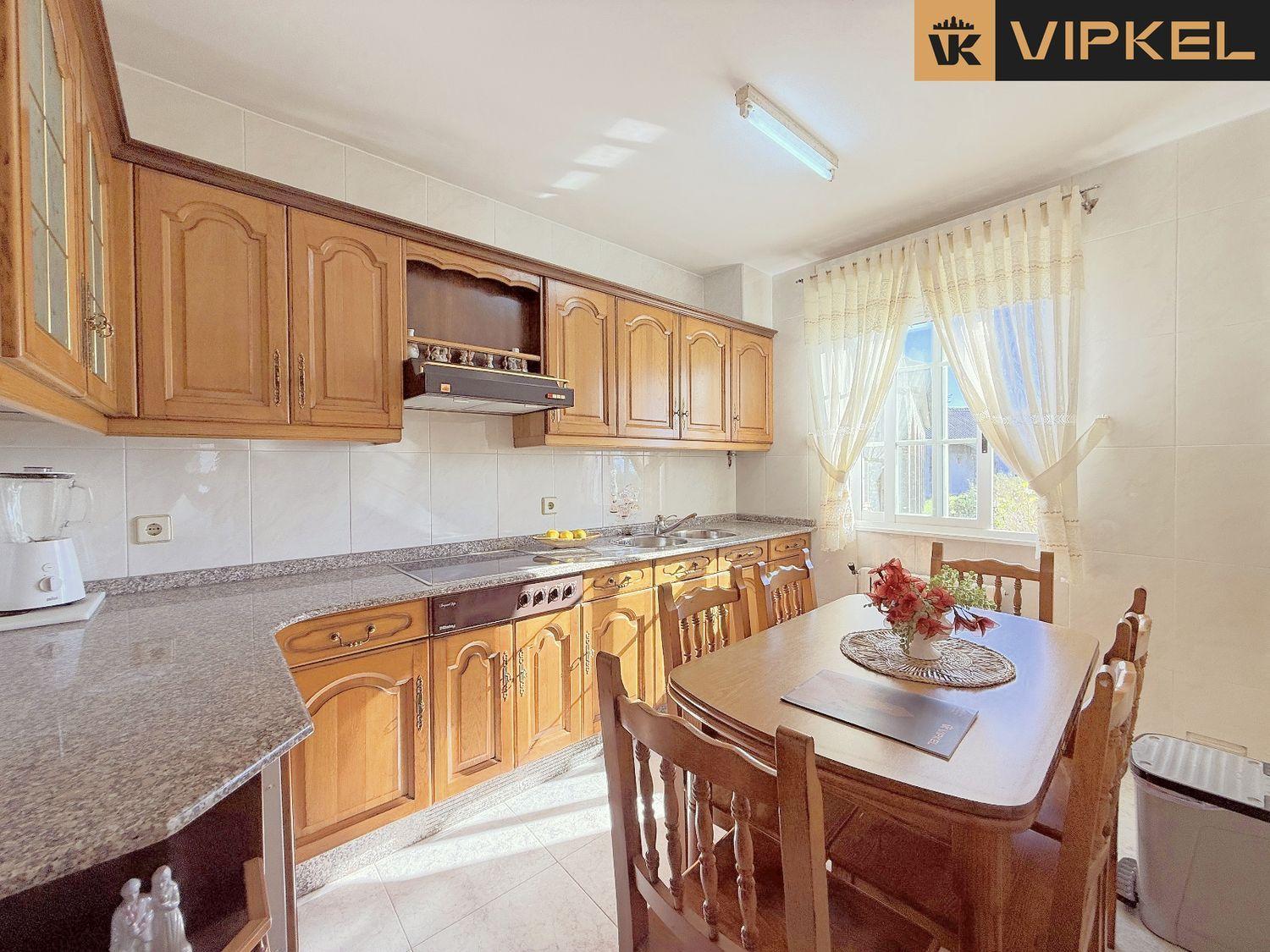 House for Sale in Ordes