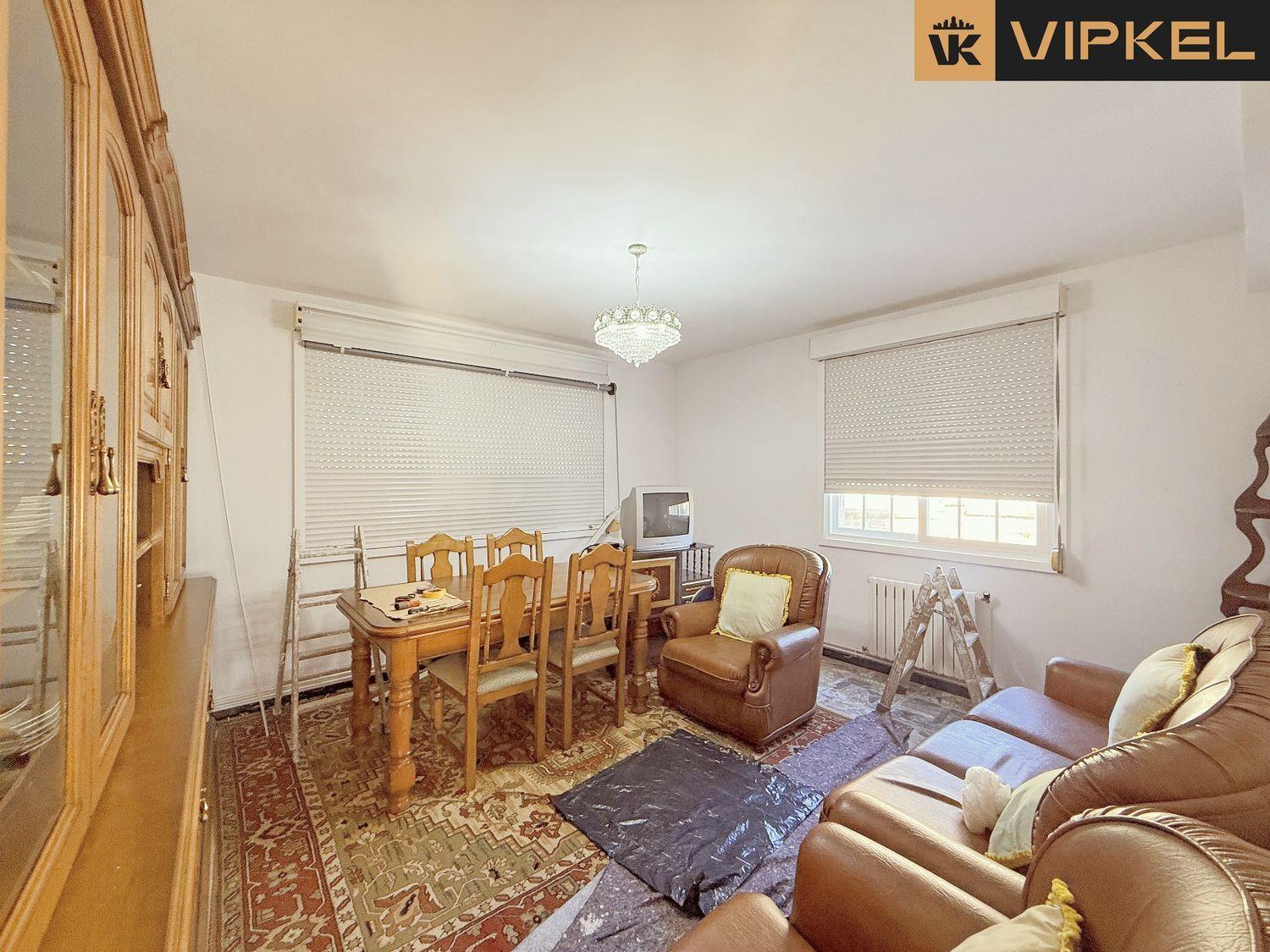 House for Sale in Ordes