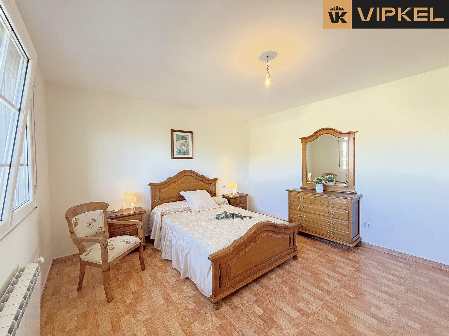 House for Sale in Ordes