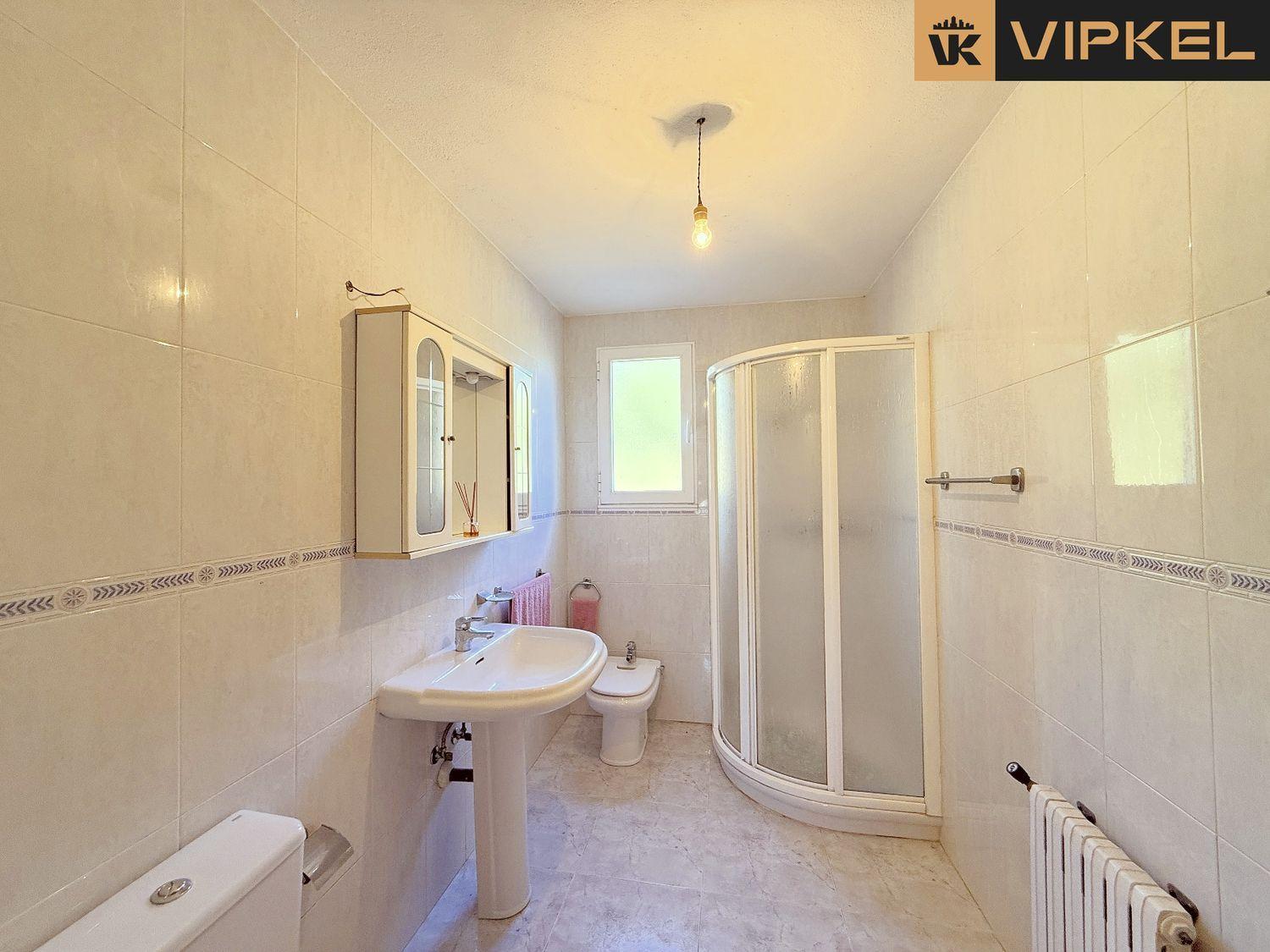 House for Sale in Ordes