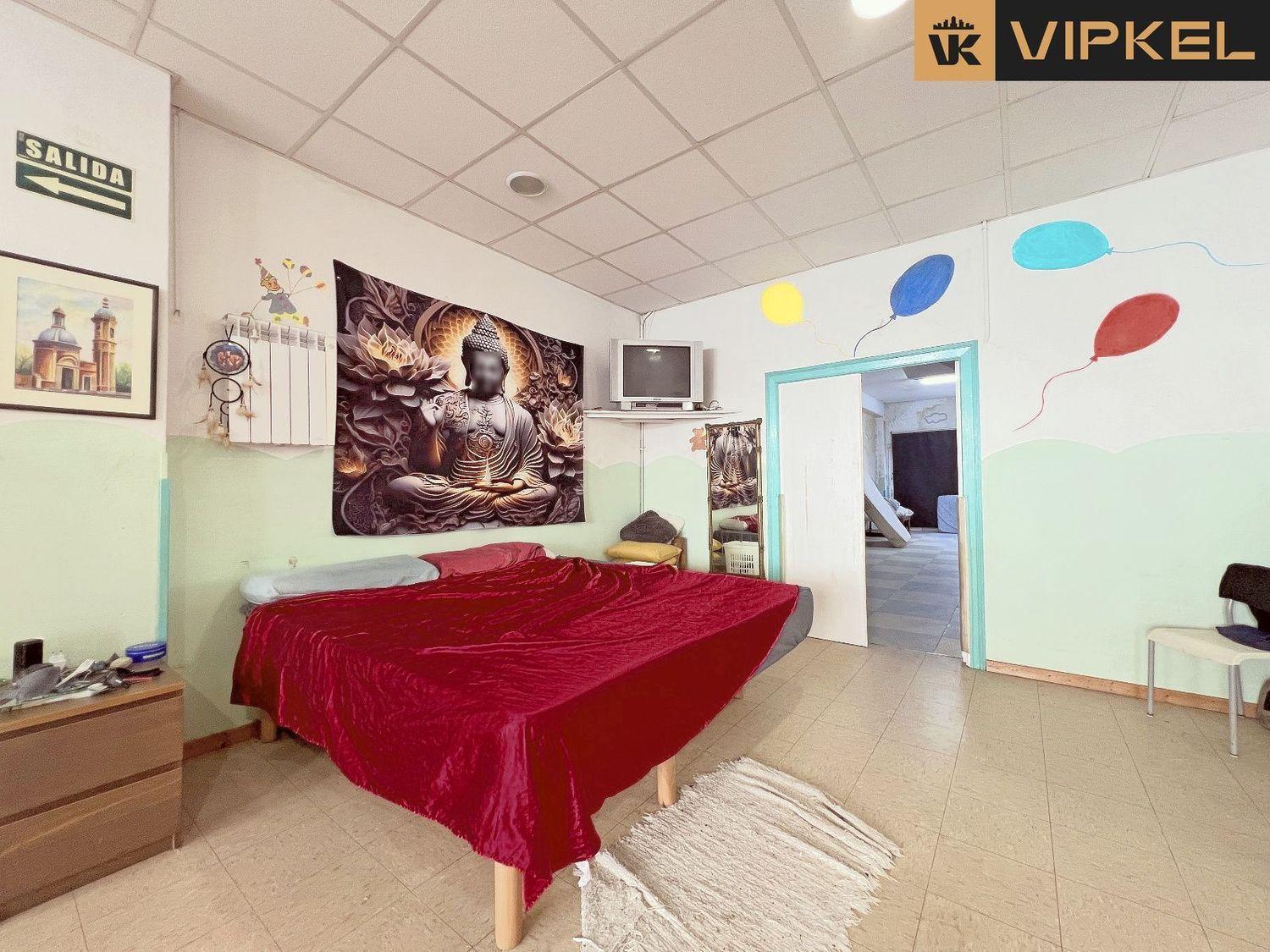 Premise for Sale in La Coruña