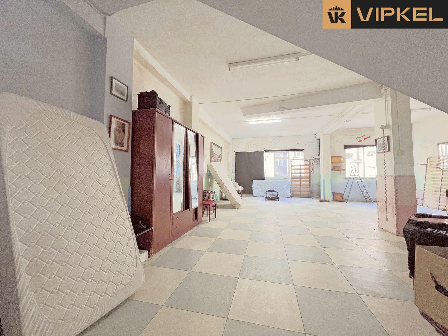 Premise for Sale in La Coruña