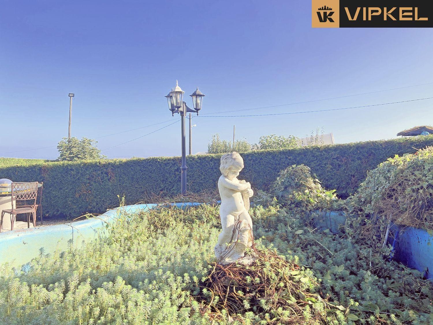 House for Sale in Cambre