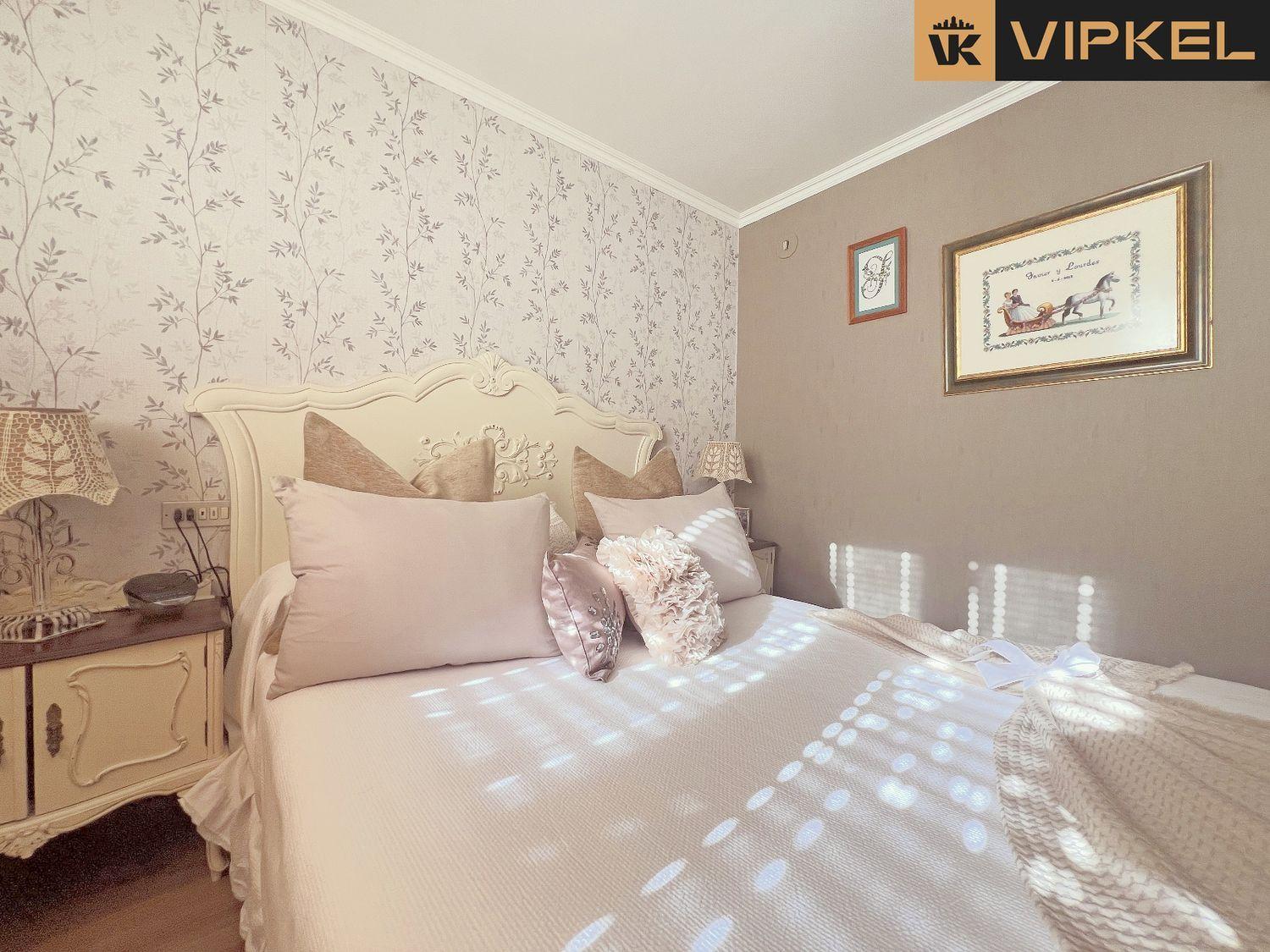 House for Sale in Cambre