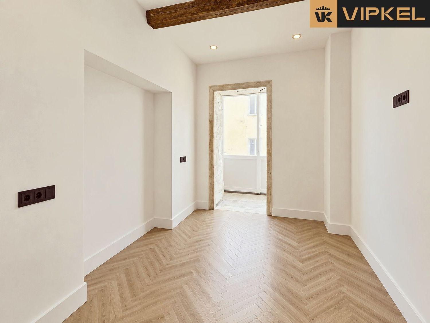Flat for Sale in Ferrol