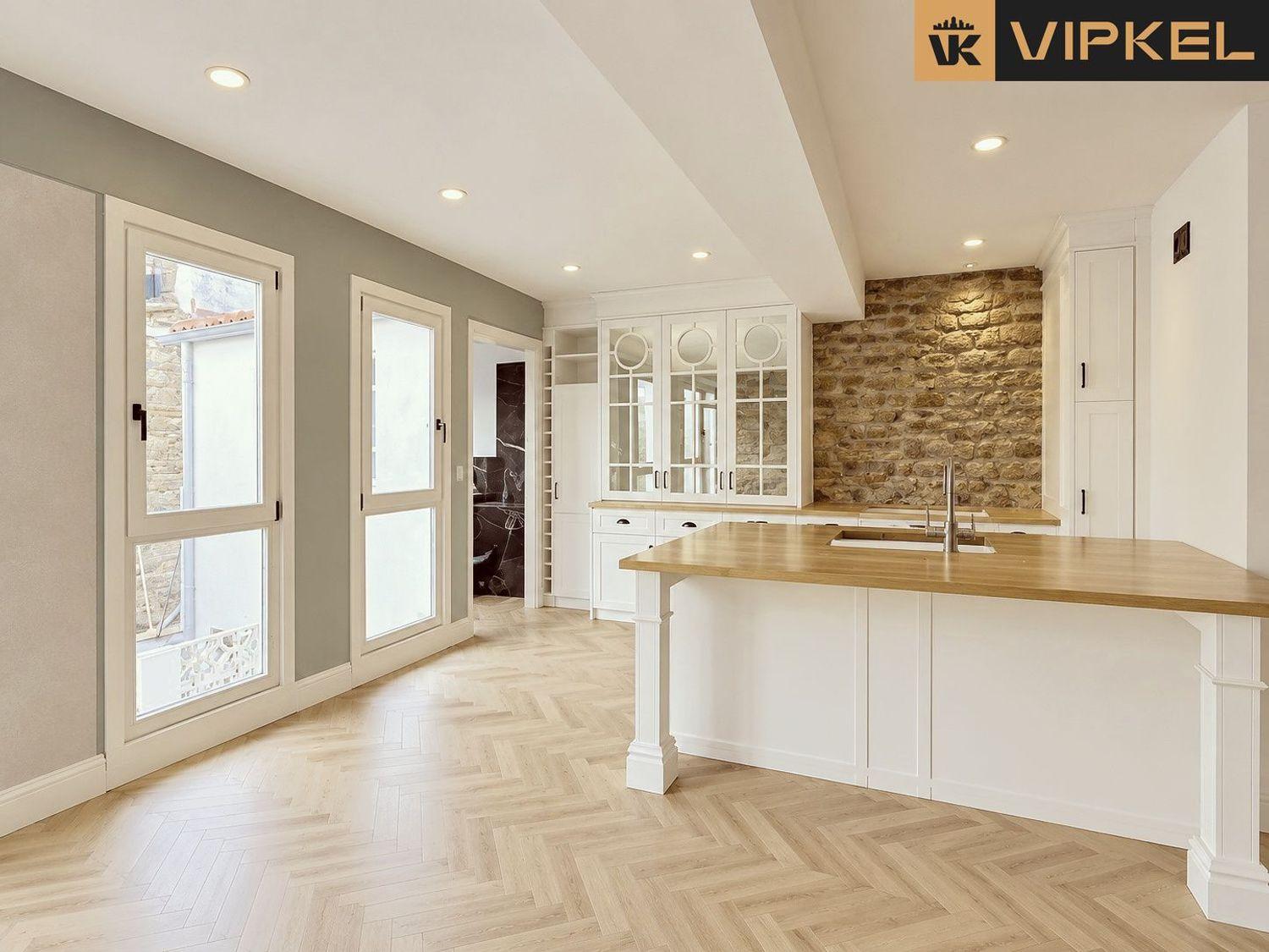 Flat for Sale in Ferrol