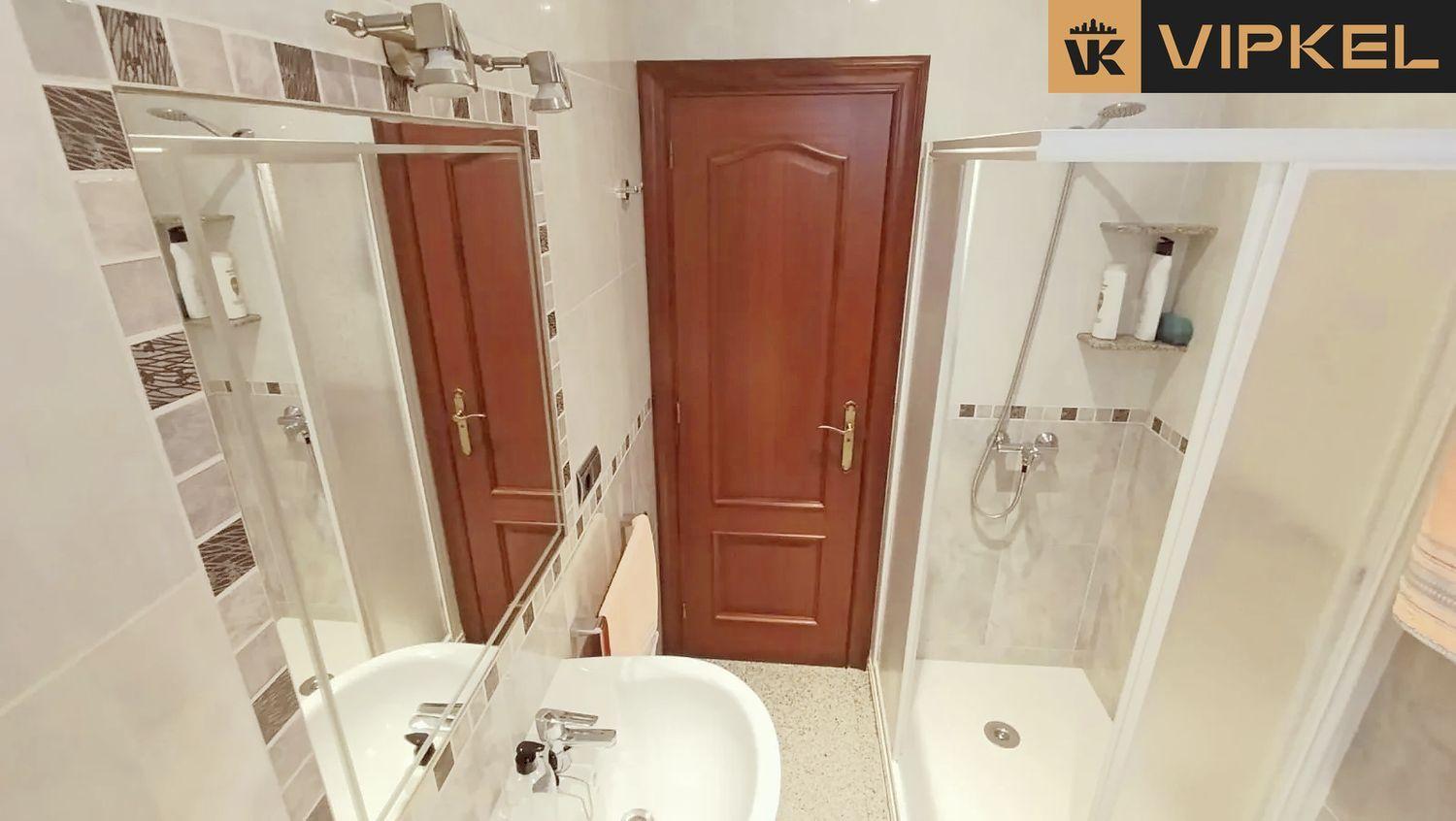 Flat for Sale in Narón