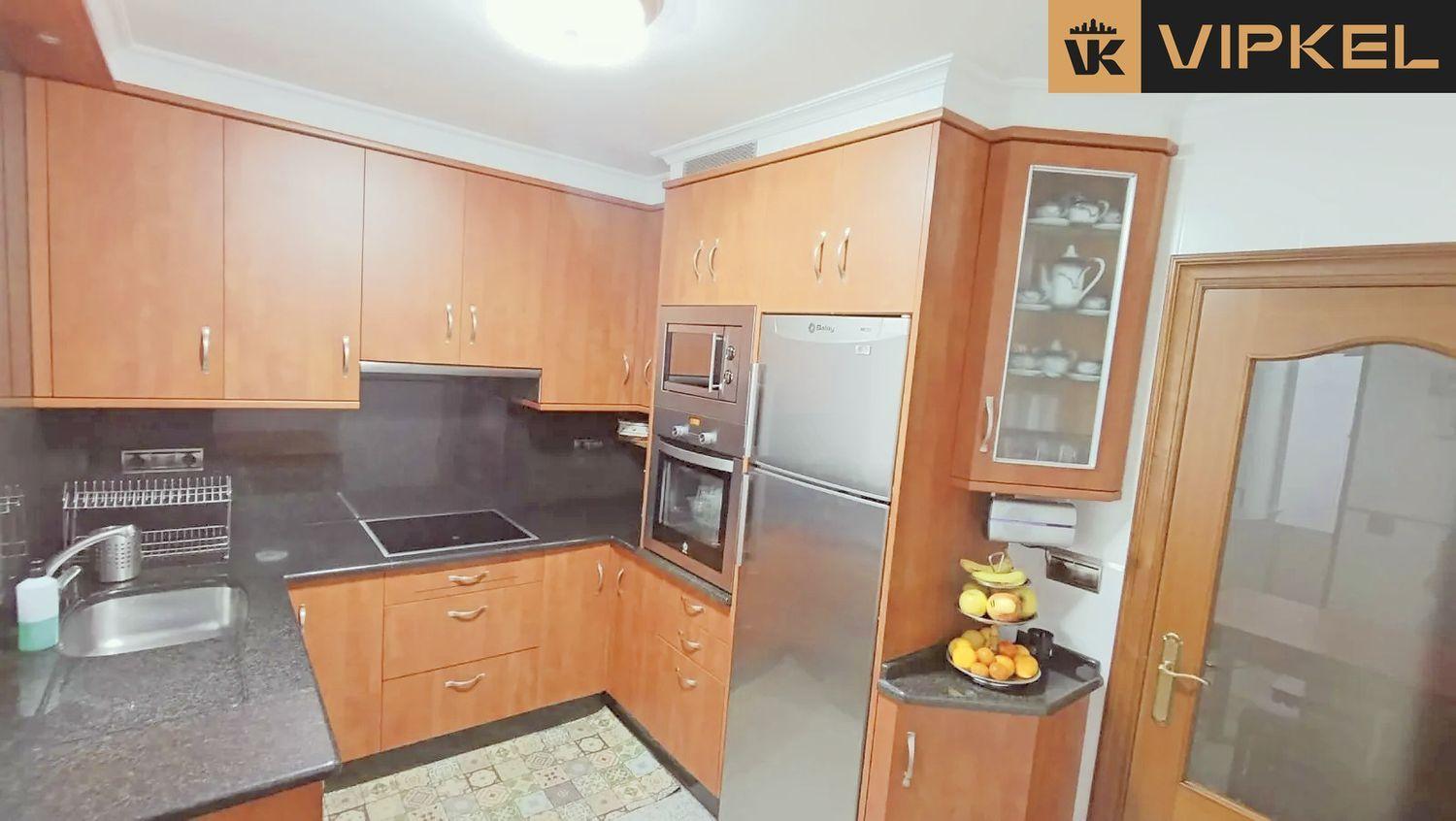 Flat for Sale in Narón