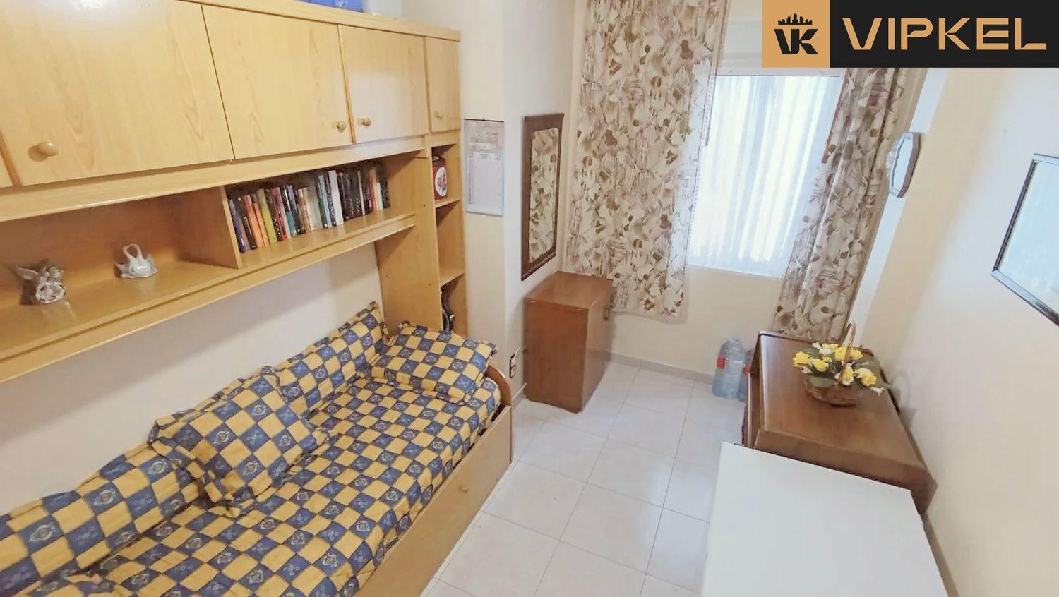 Flat for Sale in Narón