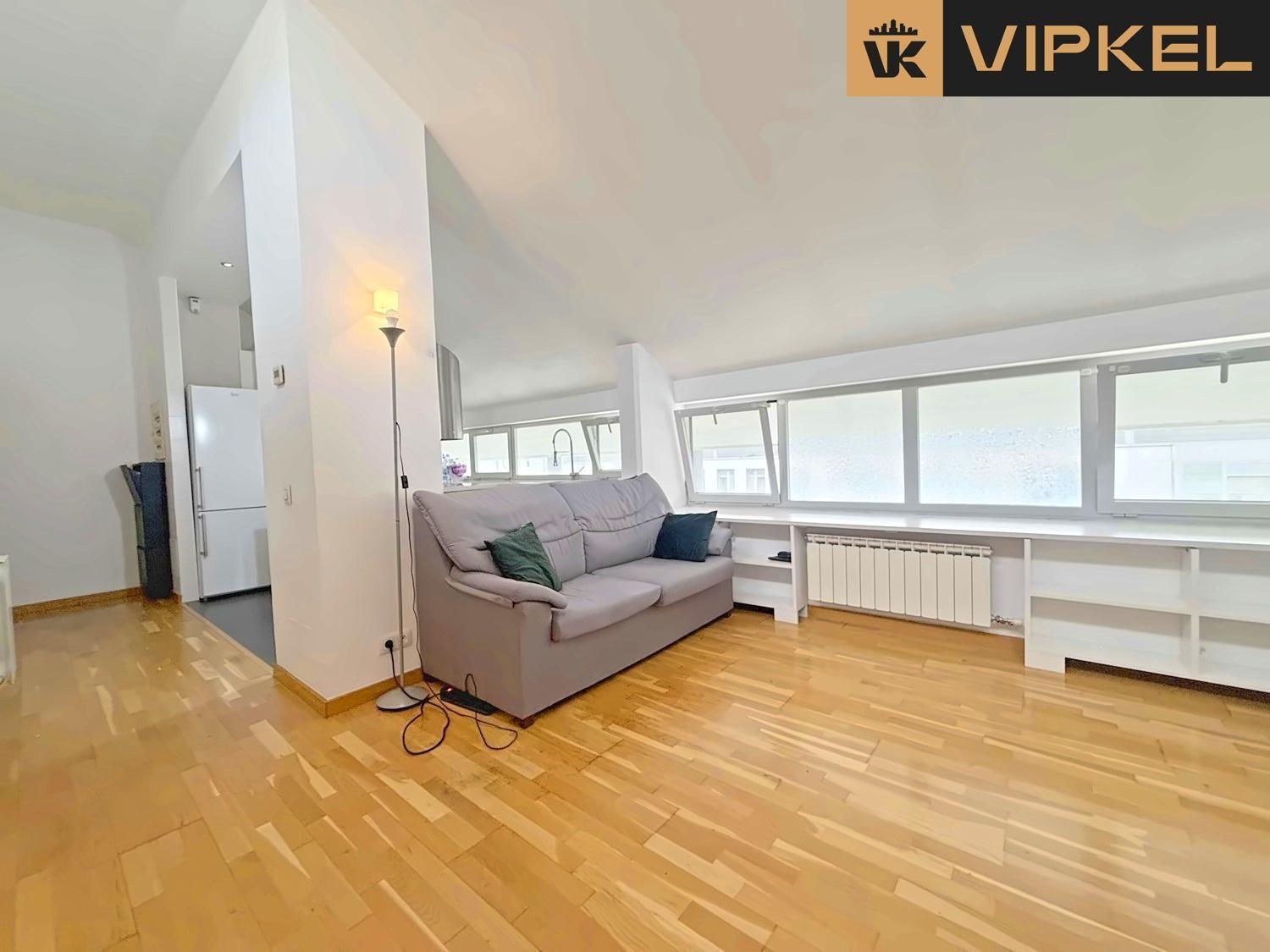 Flat for Sale in Ames