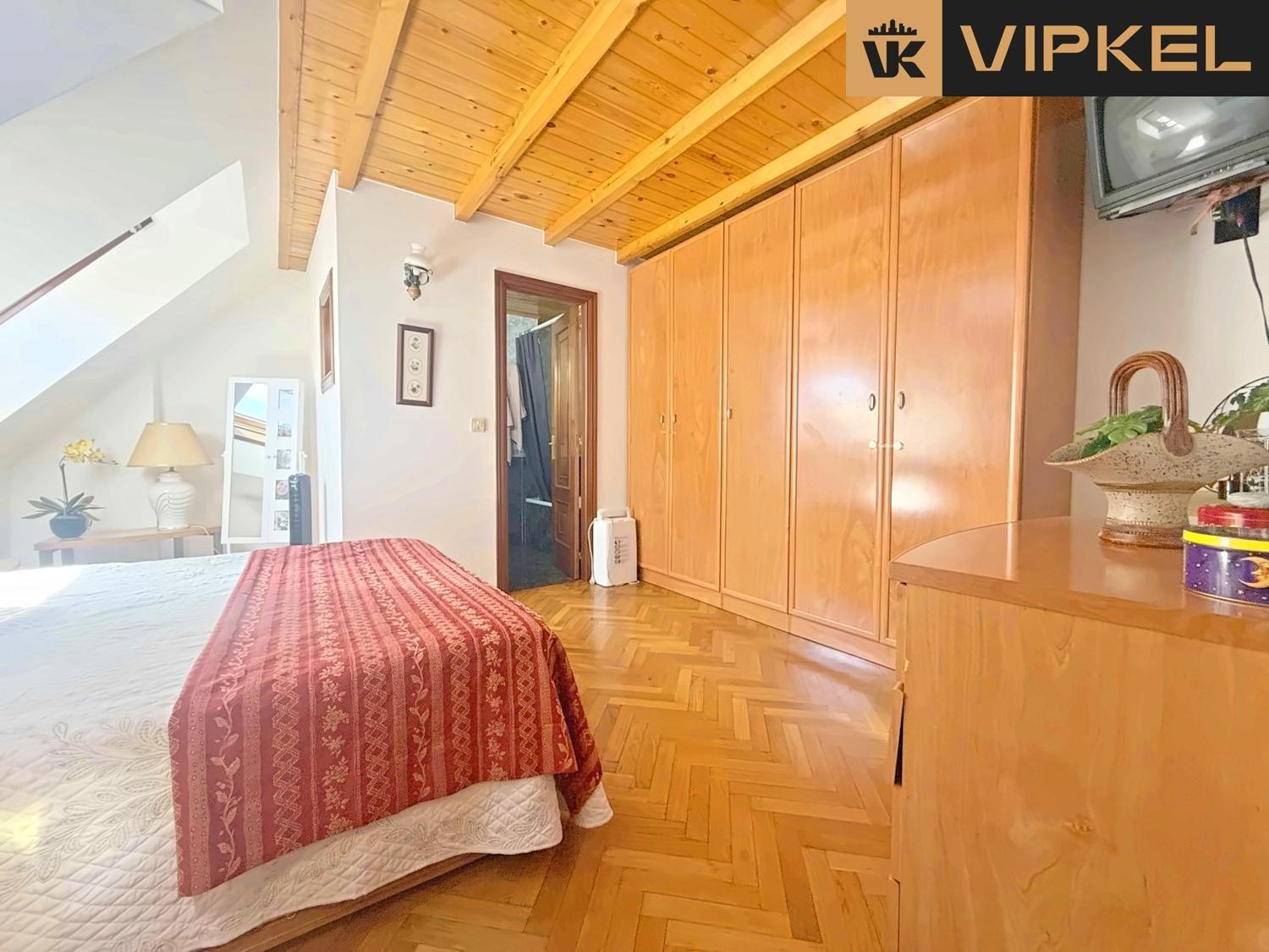 Duplex for Sale in Culleredo