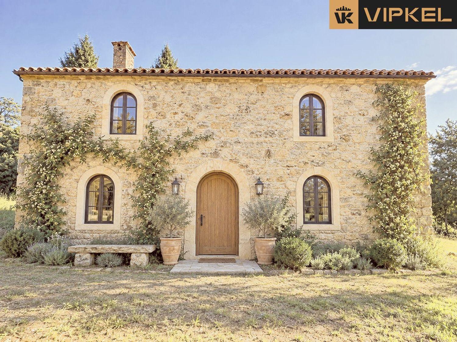 Villa for Sale in Teo