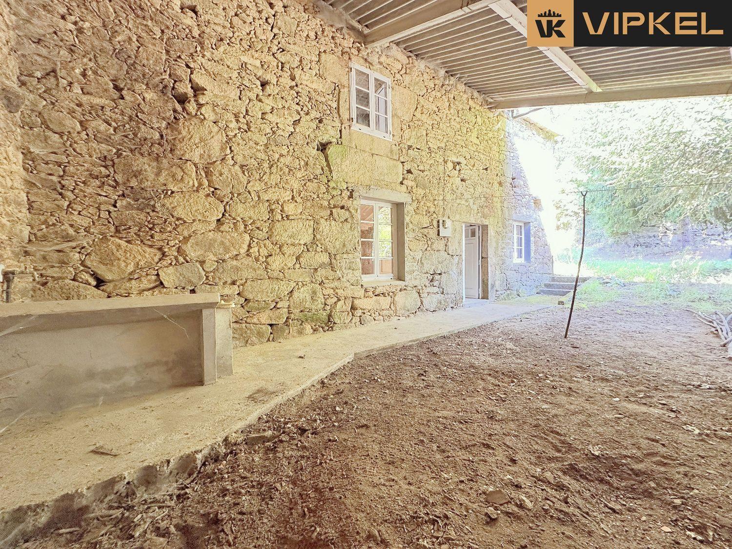 Villa for Sale in Teo