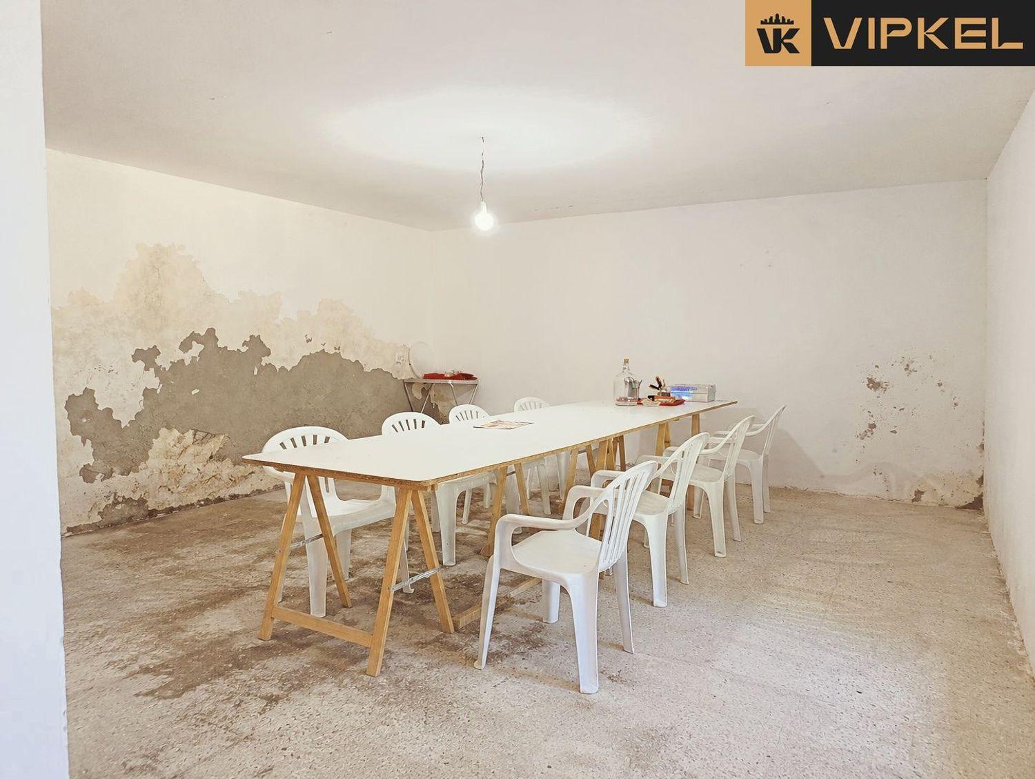 Villa for Sale in Teo