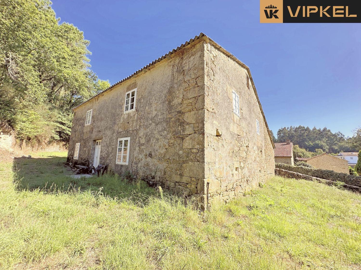 Villa for Sale in Teo