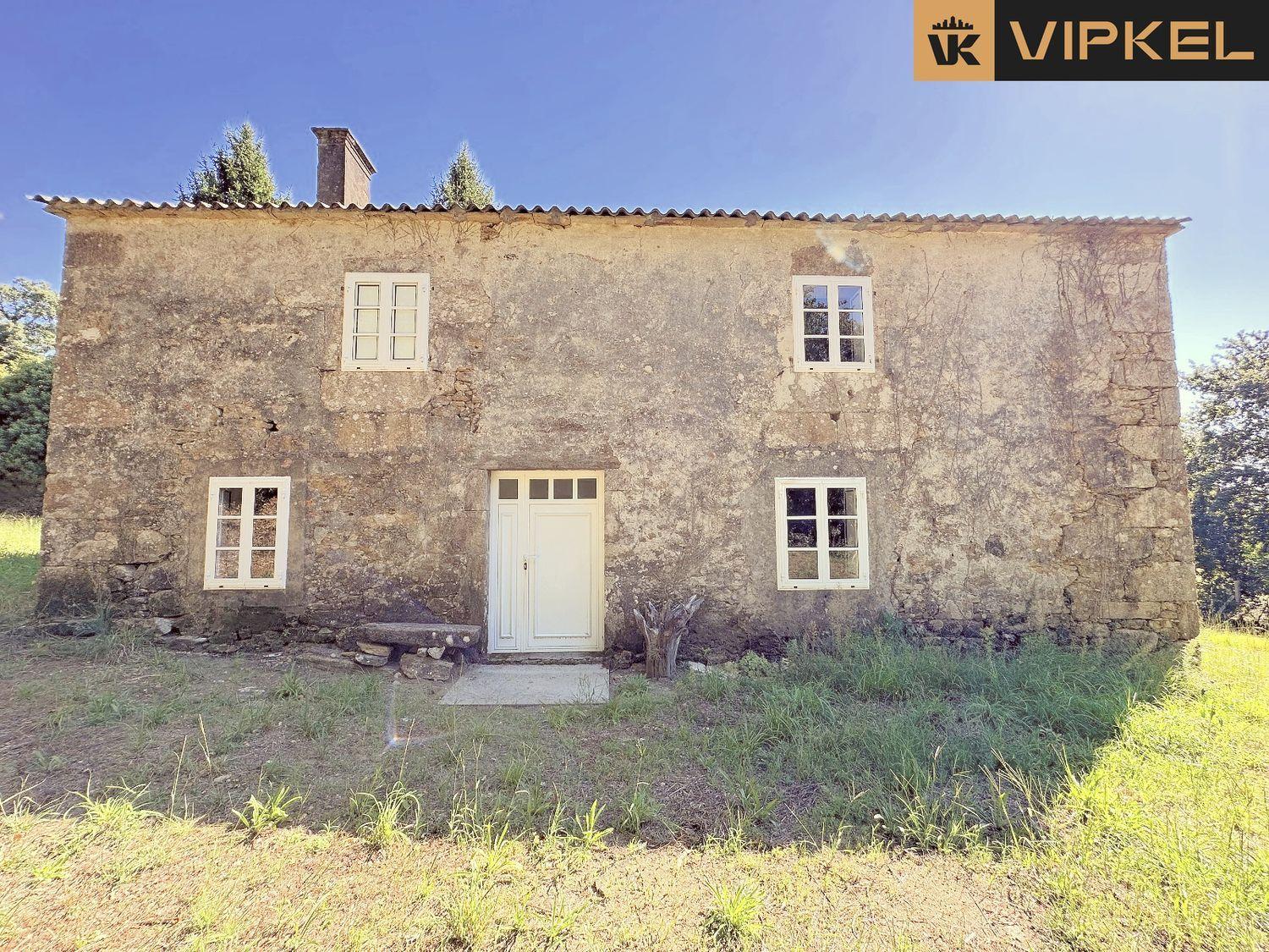 Villa for Sale in Teo