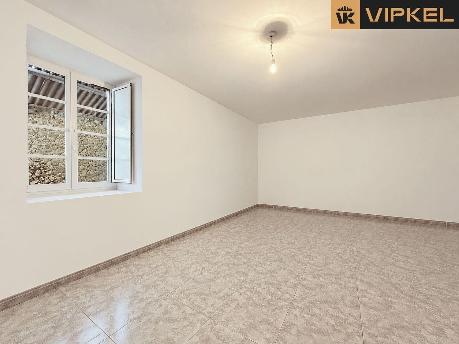 Villa for Sale in Teo
