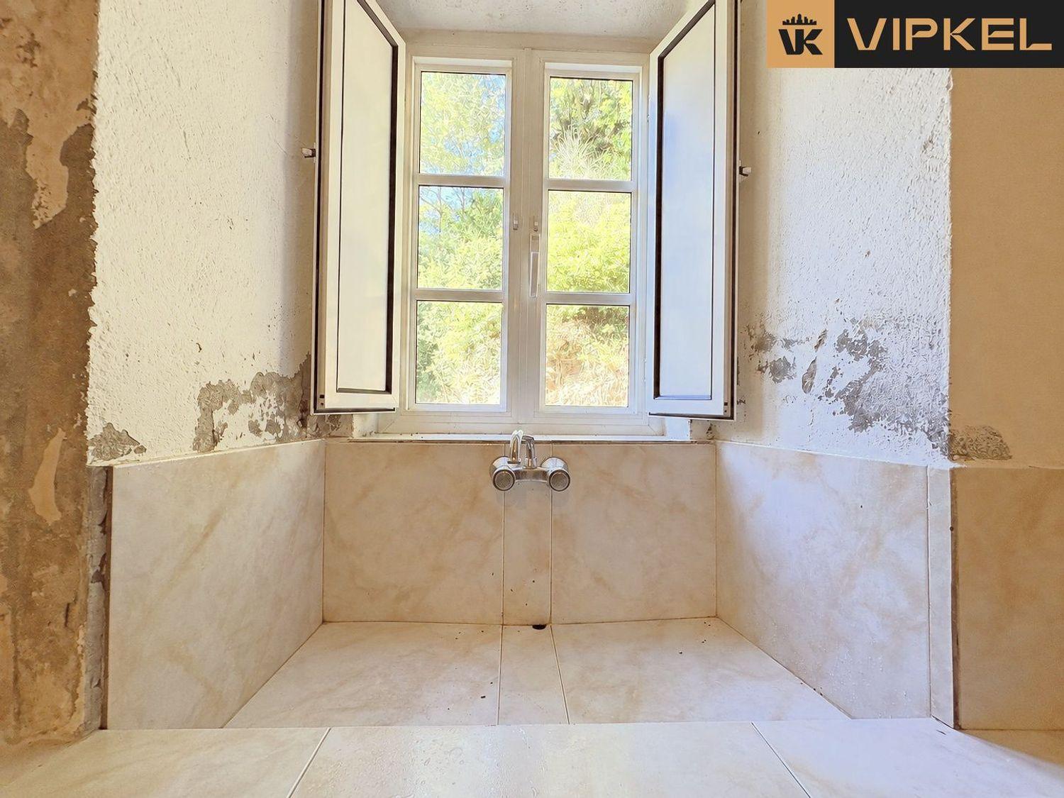 Villa for Sale in Teo